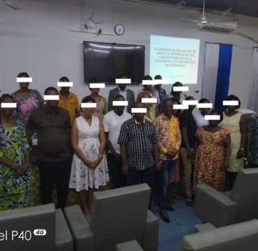 l'Elaboration des outils de visites de supervision des laboratoires pour le diasgnostic des Meningites Bactériennes